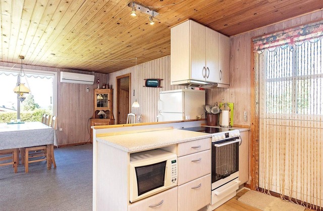 6 person holiday home in Bogense