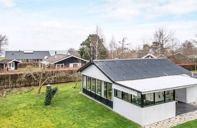 6 person holiday home in Nordborg