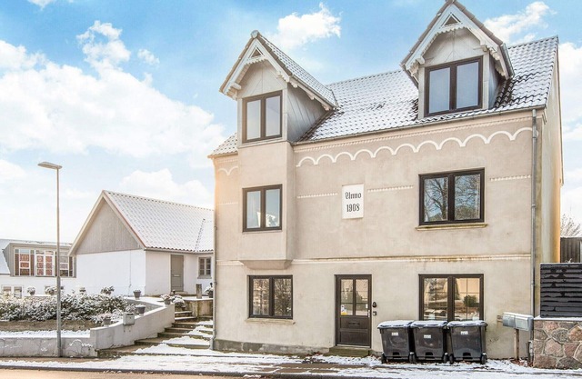 6 person holiday home in Give