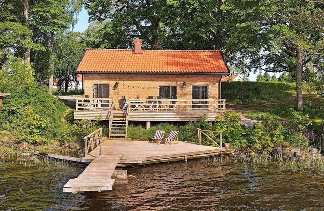 6 person holiday home in HOVA-By Traum