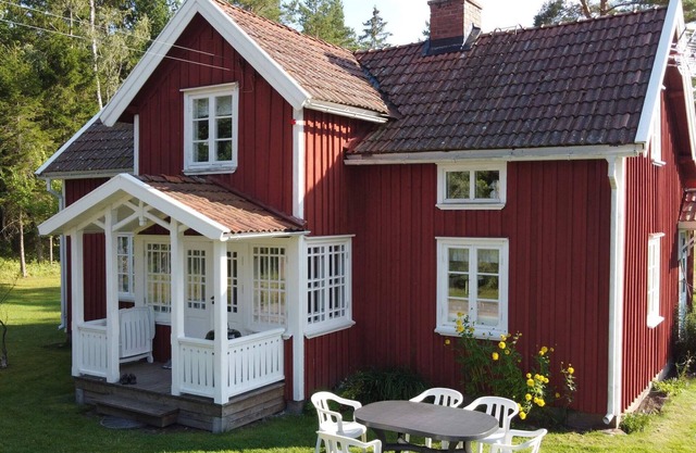 6 person holiday home in GRÄSTORP-By Traum