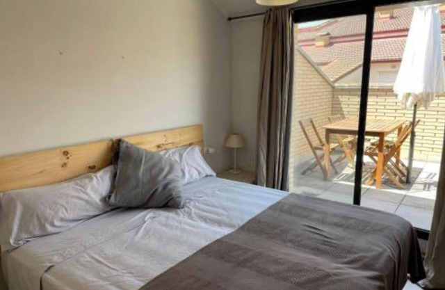 6-seater duplex to disconnect from routine