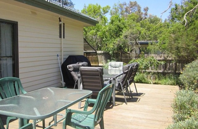 6 Shearwater Drive, Silverleaves - Close to the beach