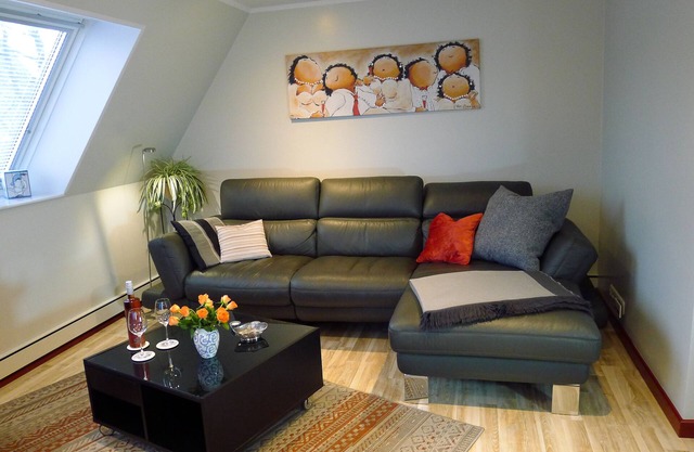 60 sqm, 3 rooms kitchen, bathroom and balcony