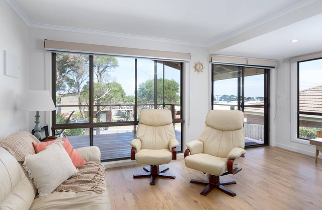 64 San Remo Parade, San Remo - The best bits of San Remo at your fingertips