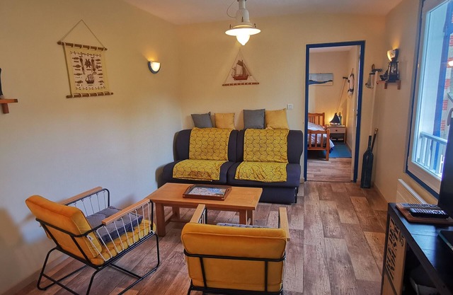 65 feet from the beach, apartment in a small fisherman's house