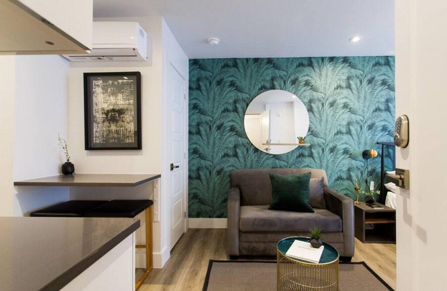 6768 - 401 · Blue Tropics Studio in Little Italy with kitchen by Denstays