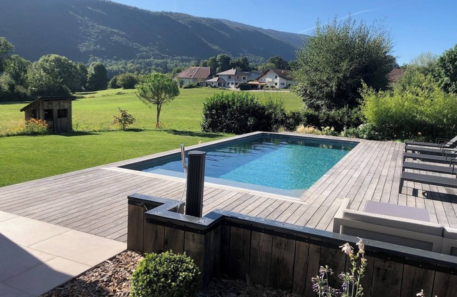 7 Bedroom Private vacation home in Annecy