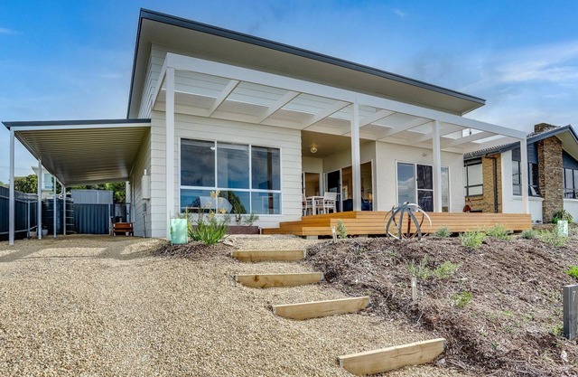 7 Passatt St, Encounter Bay