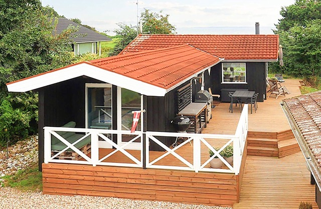 7 person holiday home in Hesselager
