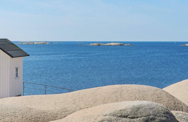 7 person holiday home in LYSEKIL