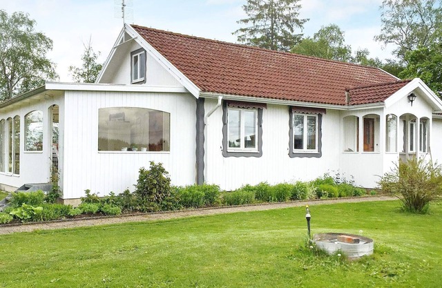 7 person holiday home in VARA-By Traum