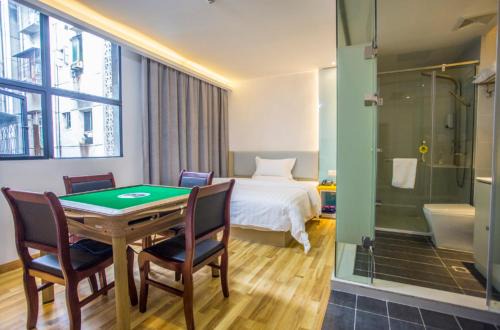 7Days Inn Huaihua Zhijiang Pedestrian Street Branch