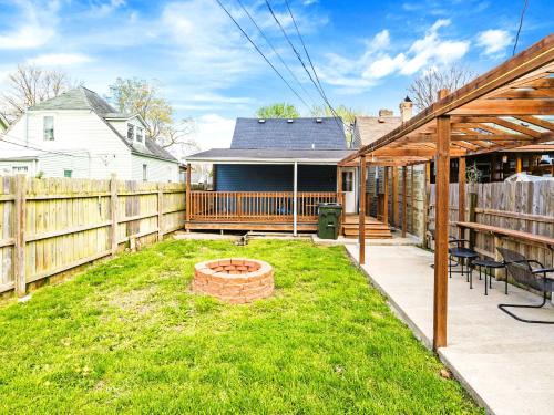 8 Mi Louisville New Albany Home