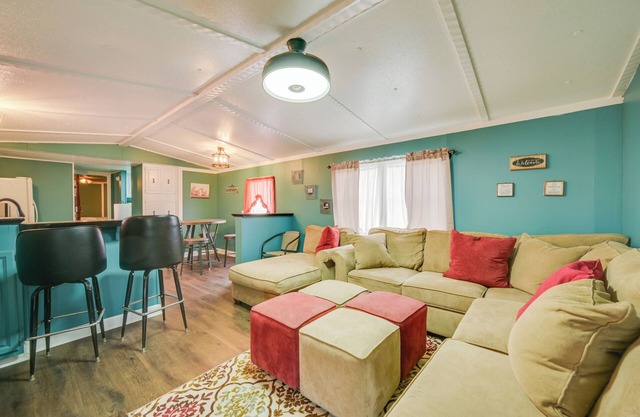 8 Mi to Dtwn Greenville: Pet-Friendly Family Home!