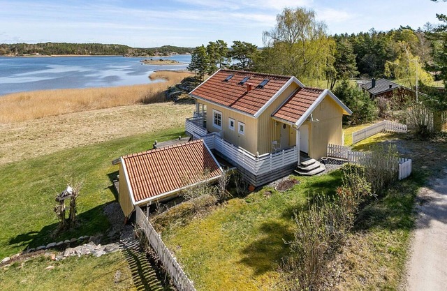 8 person holiday home in STRÖMSTAD-By Traum