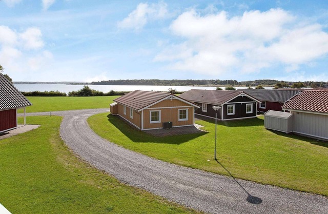 8 person holiday home on a holiday park in Gråsten