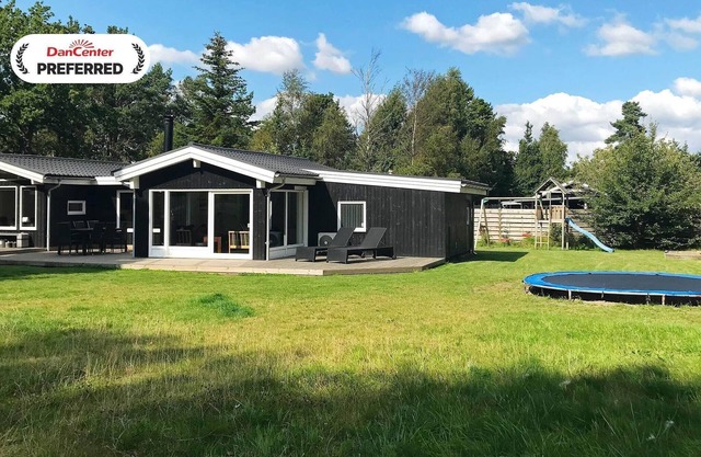 8 person holiday home in Hals-By Traum