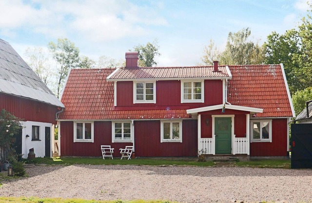8 person holiday home in HISHULT-By Traum