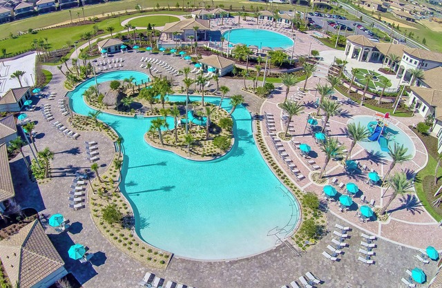 8937 Play Through Drive