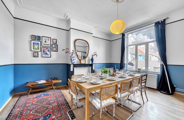 9/Comenstay.be/220m2 Vintage FOUR APTS @CityCenter Townhouse Big Groups 20+ppl