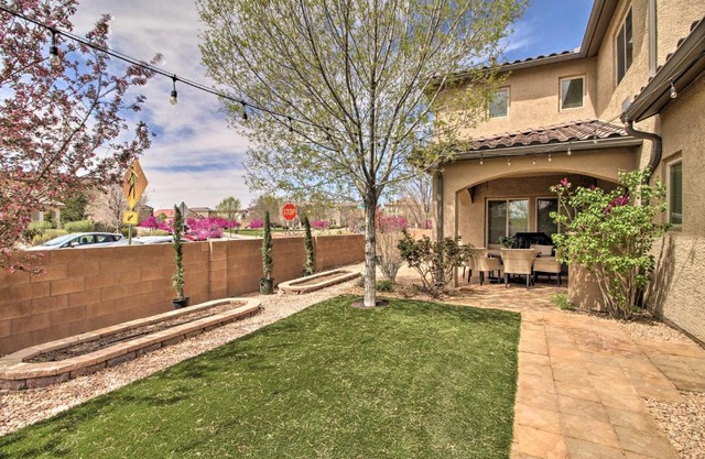 9 Mi to Old Town Albuquerque Getaway with Grill!