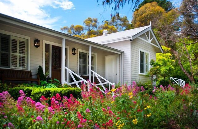 A beautiful peaceful house in nature and close to town.