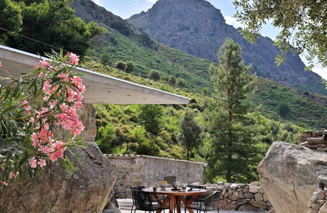 A CHARMING 4-STAR HOTEL IN HAUTE-CORSE The luxury of taking the time