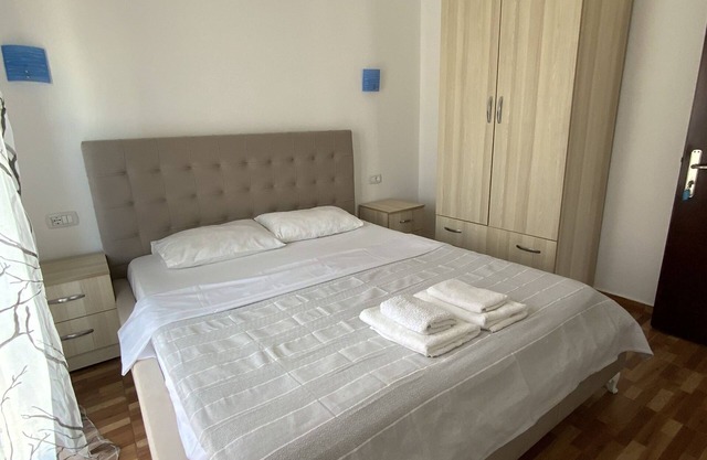 A comfortable home-away-from-home experience, close to everything.