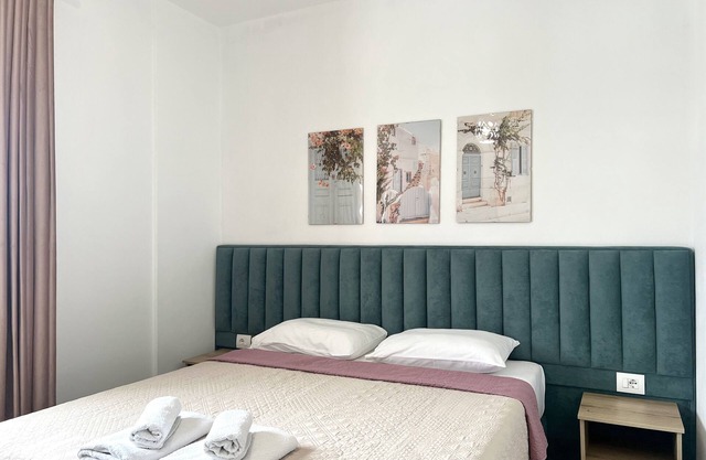 A comfortable home-away-from-home experience, close to everything.