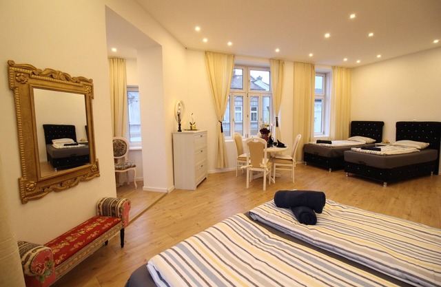 A comfortable, well-located Elite Apartment LV4