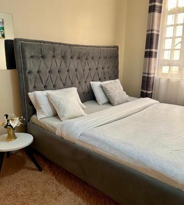A Cosy One Bedroom Fully Furnished in RUAKA