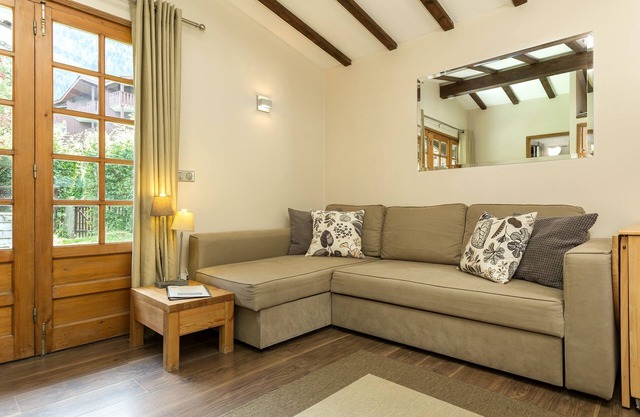 A cute and compact mazot, located in the grounds of an historic chalet in the centre of Chamonix