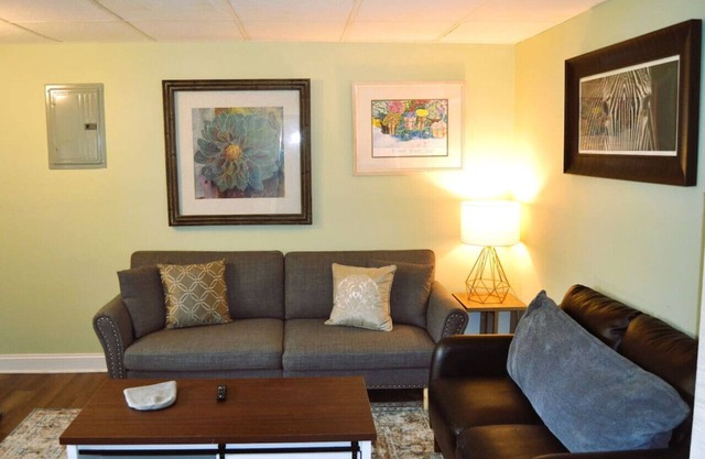 A Delightful and Cozy Two-Bedroom Apartment