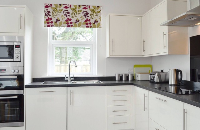 A detached single-storey cottage in a perfect location for exploring the Solway Coast.