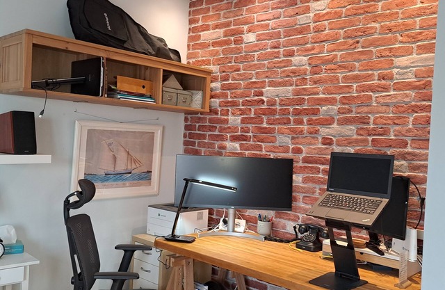 A "Home Office" penthouse at Syngrou-Fix Metro st. High Speed Starlink Internet