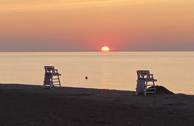 A Little Peace at the Point. Enjoy the best of The Point - all walking distance!