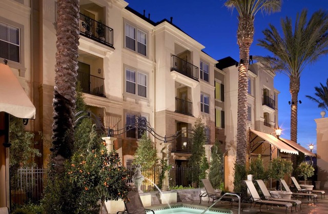 A Luxurious Resort Style Condo in the Heart of Irvine