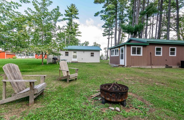 A PAIR OF COZY CABINS WITH PRIVATE PIER ON LAKE PETENWELL