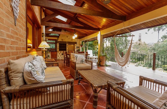 A paradise in the mountains - 2 lakes, stream, natural pool, 4.5 km from Capivari