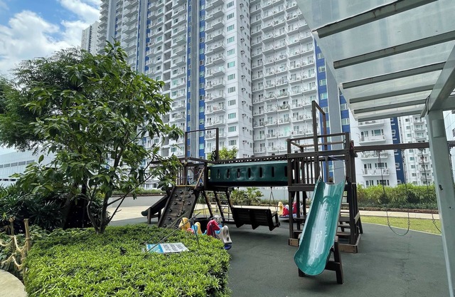 A PREMIUM condo in a PRIME location connected to SM North EDSA Mall, Quezon City