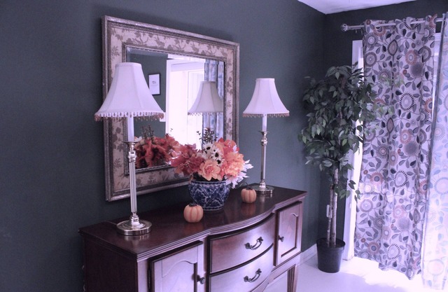 A private 2BR & living area w/patio for 4