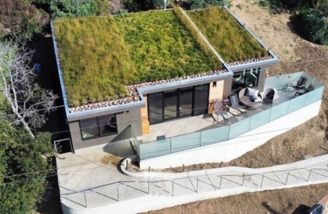 A spectacular home with a three bridge view out the Golden Gate.
