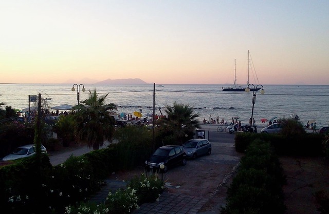 A terrace overlooking the sea ....