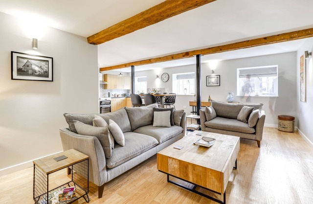 A unique 2 Bedroom Apartment with Cathedral views.