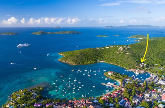 A2 Sea Turtle - ideal location close to the heart of Cruz Bay