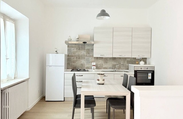 A20 - Poggio, completely renovated detached house