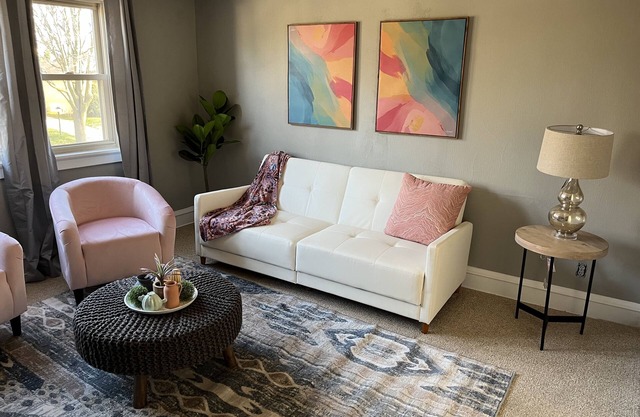 AAA stylish house provides everything you need and want from your vacation home.