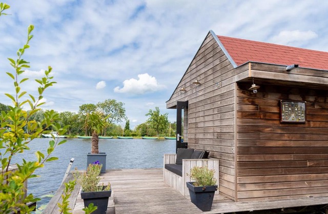 Aangenaam op de Rijn, woonboot, inclusief privé sauna