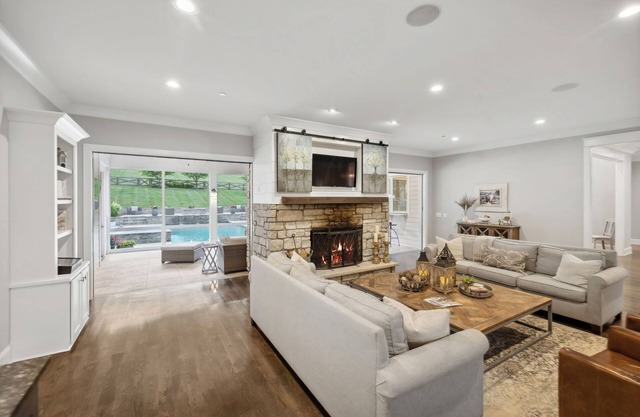 Above Nashville Bluegrass Retreat| BrentwoodI Pool/Spa| Private